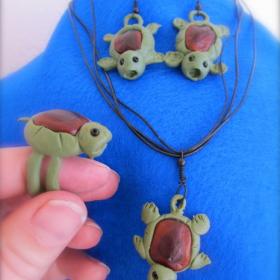 Sugru Turtles