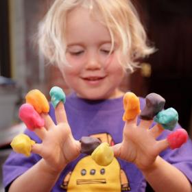 How to Make Playdough (Play-doh)